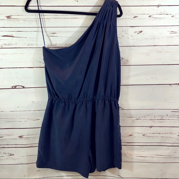 Banana Republic One Shoulder Silky Navy Romper - Picture 4 of 4